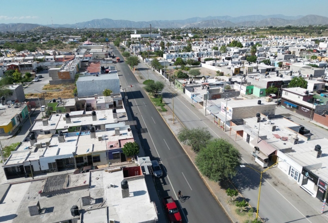 Rehabilitan camellón del Bulevar El Refugio en Gómez Palacio